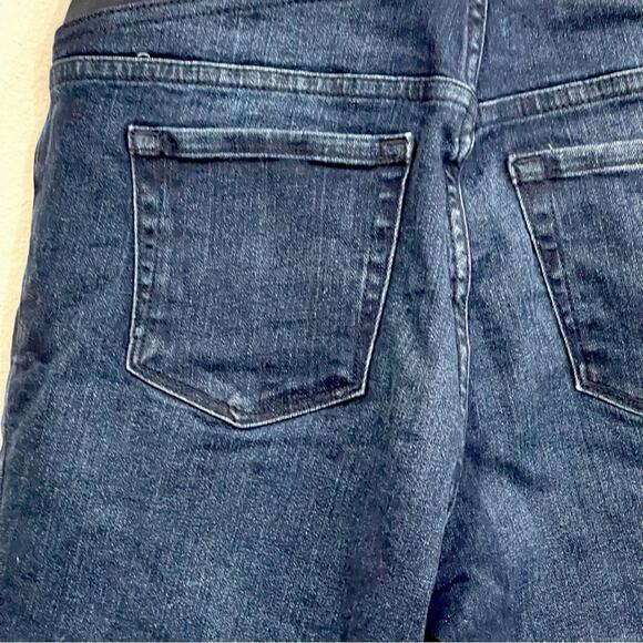 Isabel Maternity Power Stretch Denim Bermuda Shorts Crossover Panel in Back - 4 - Picture 6 of 12